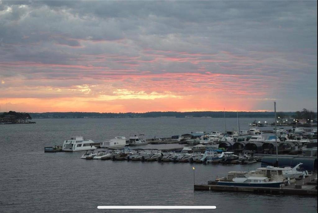 *Seller taken photo during sunset from patio!