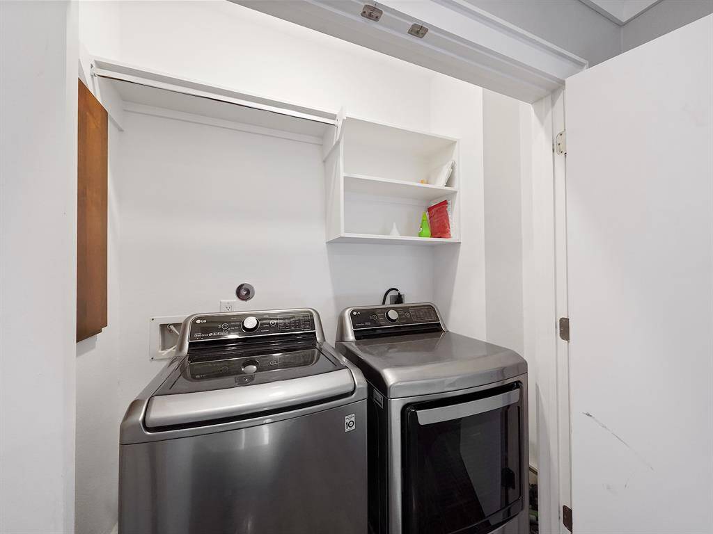 Imagine the ease of laundry day! This property features a washer and dryer on the 3rd level, right alongside the primary bedroom, making chores a breeze and maximizing your time. Washer and dryer included.