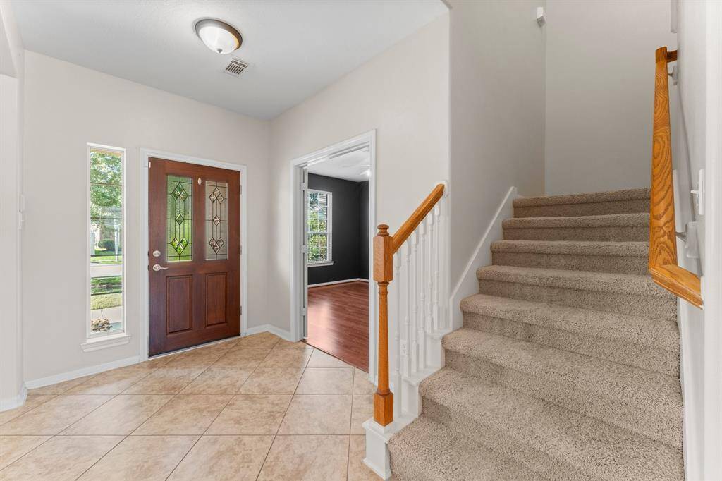 Double landing staircase