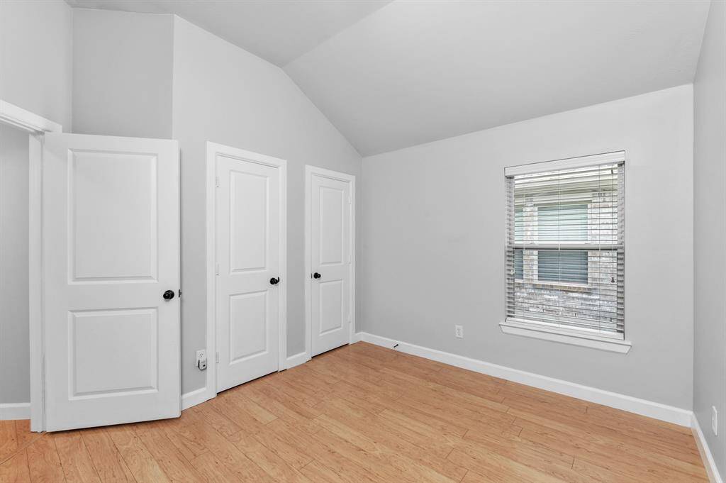 Secondary bedroom