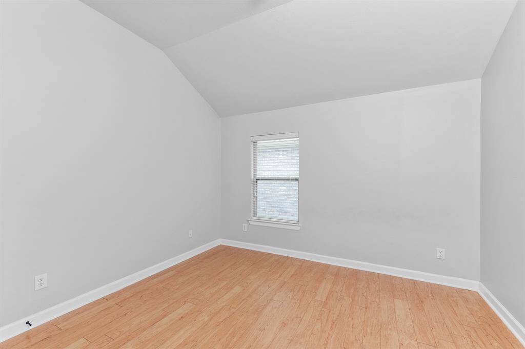 Secondary bedroom