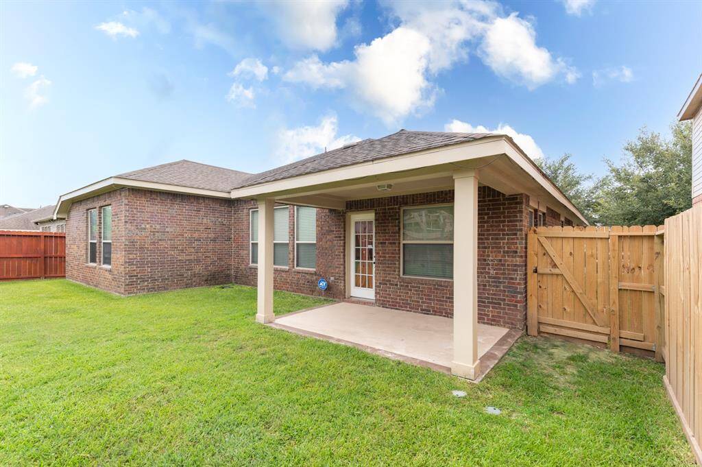 Large yard for family gatherings
