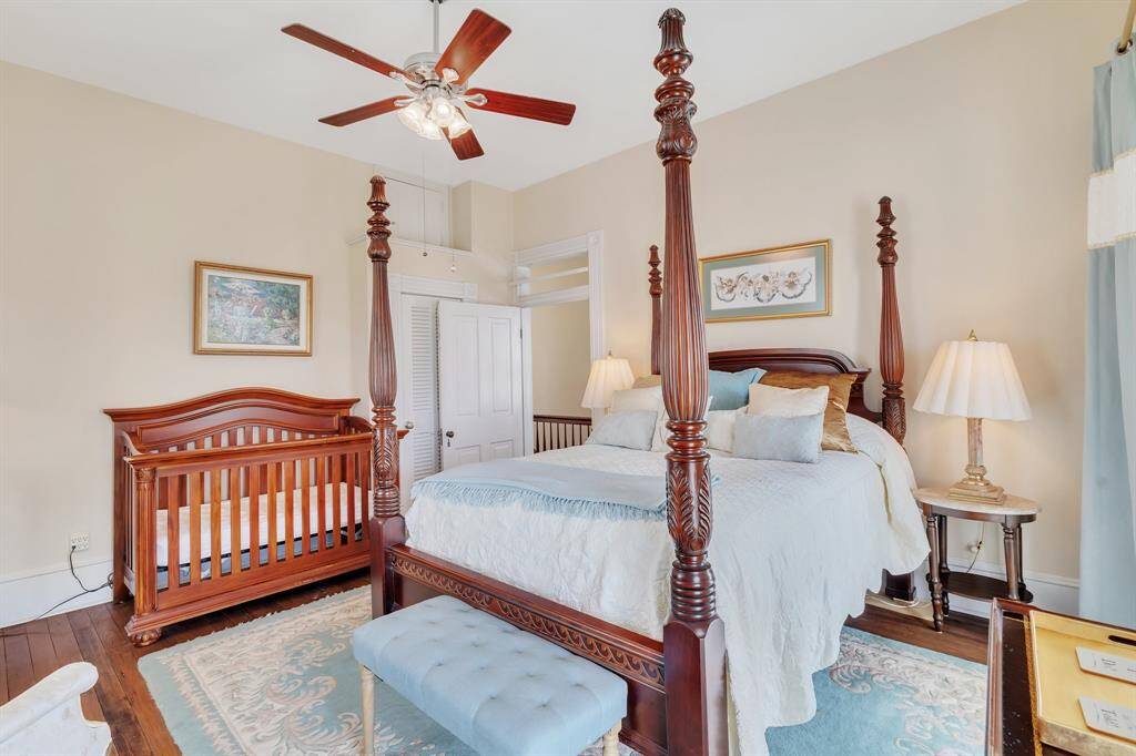 Bedroom 2nd level