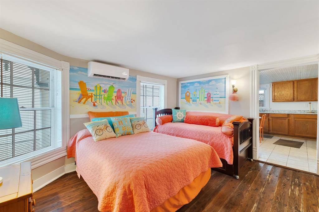 Koer level bedroom