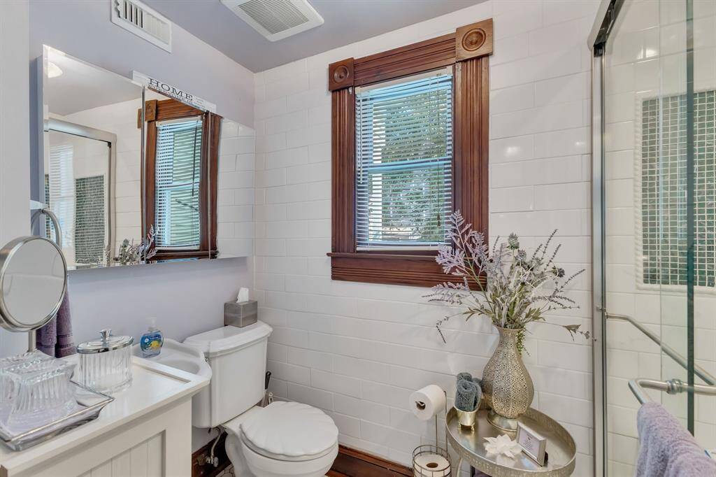 Main level bathroom