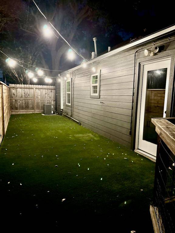 Relaxing and private back yard.