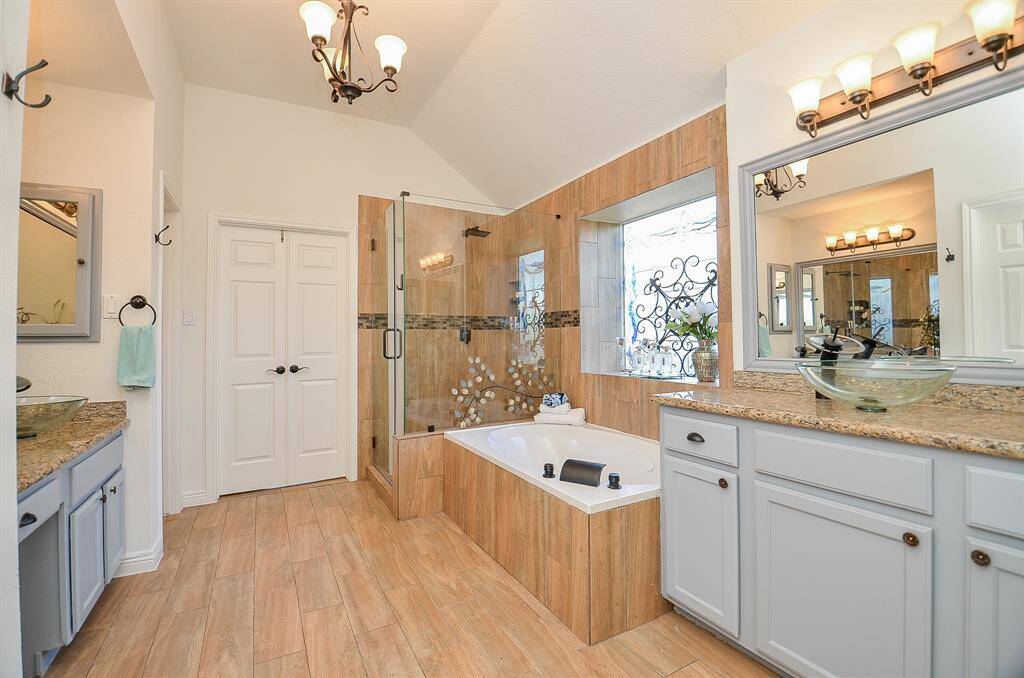 His and Her Vanity in the Primary Bedroom