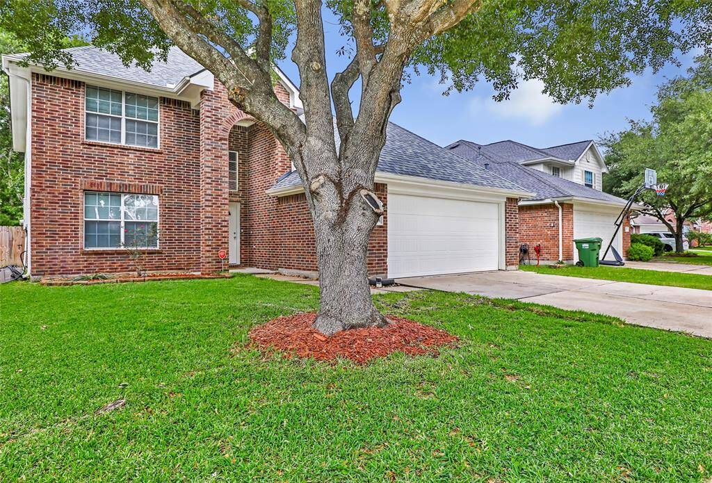 Spanning 2,078 sf., 3 bed/2.5 bath/2 car car garage