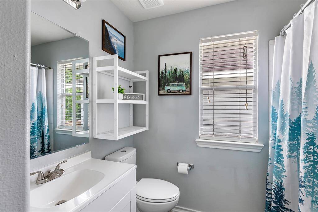 Upstairs bathroom