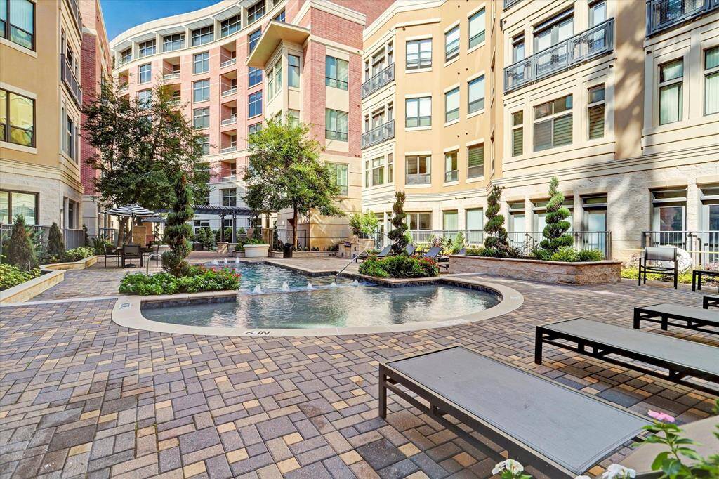 Common Area - Pool