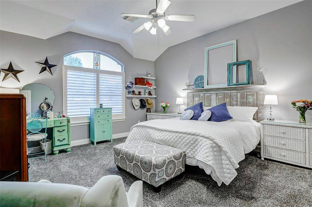 Retreat to the peaceful primary suite!