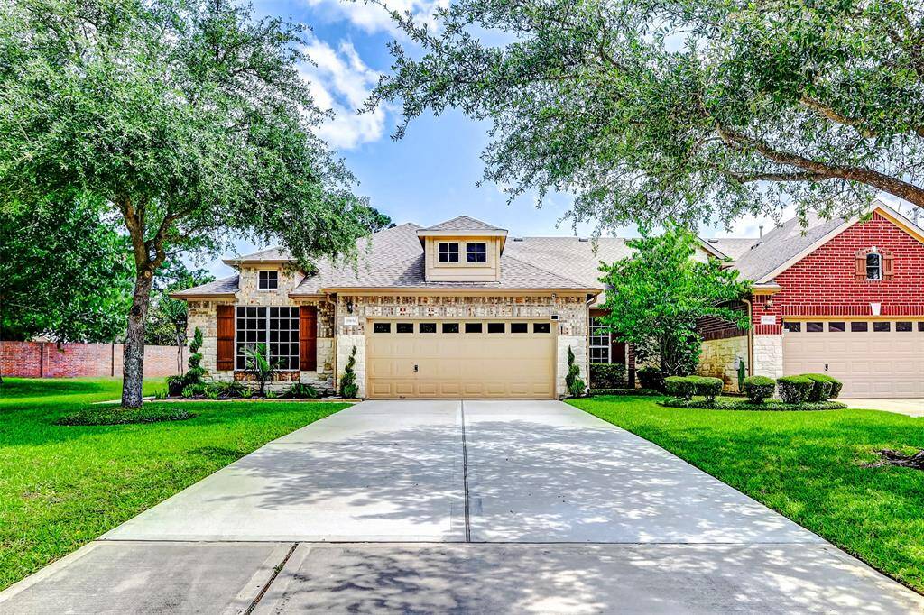 This gorgeous 2-bedroom, 2-bathroom townhome has been remodeled from top to bottom, offering impeccable style, thoughtful design, and comfort in every corner.