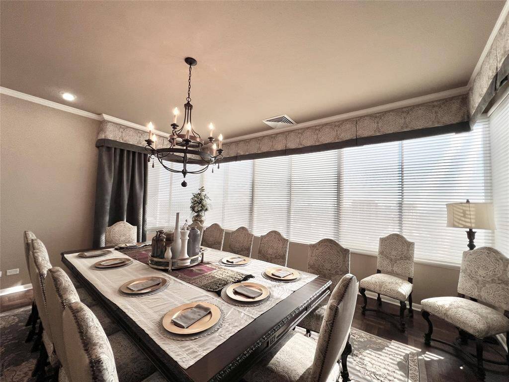 Dining room