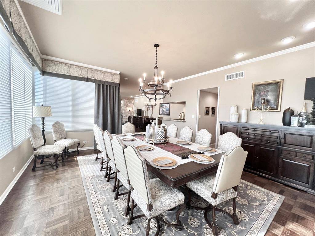 Dining room