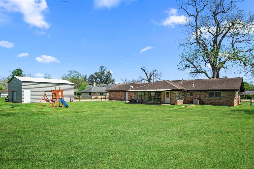 Aerobic system. Private well. Water softener. Everything is in place to experience tranquil country living at its finest in your new country home.