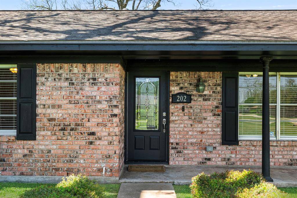 Large covered front porch and expansive covered back patio to relax and enjoy tranquil country living. Step inside and prepare to be amazed by the beauty of this stunning move in ready home!