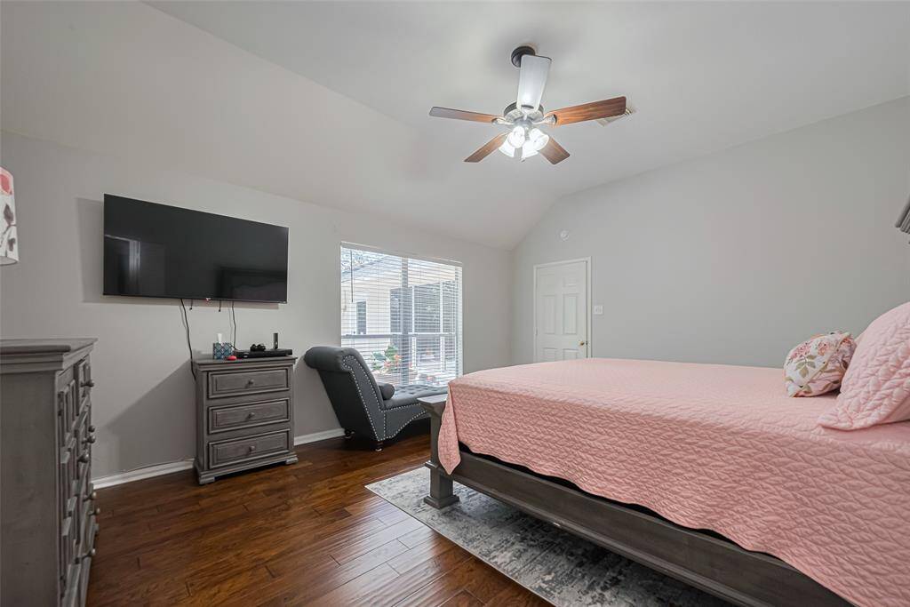 Additional view of the primary bedroom