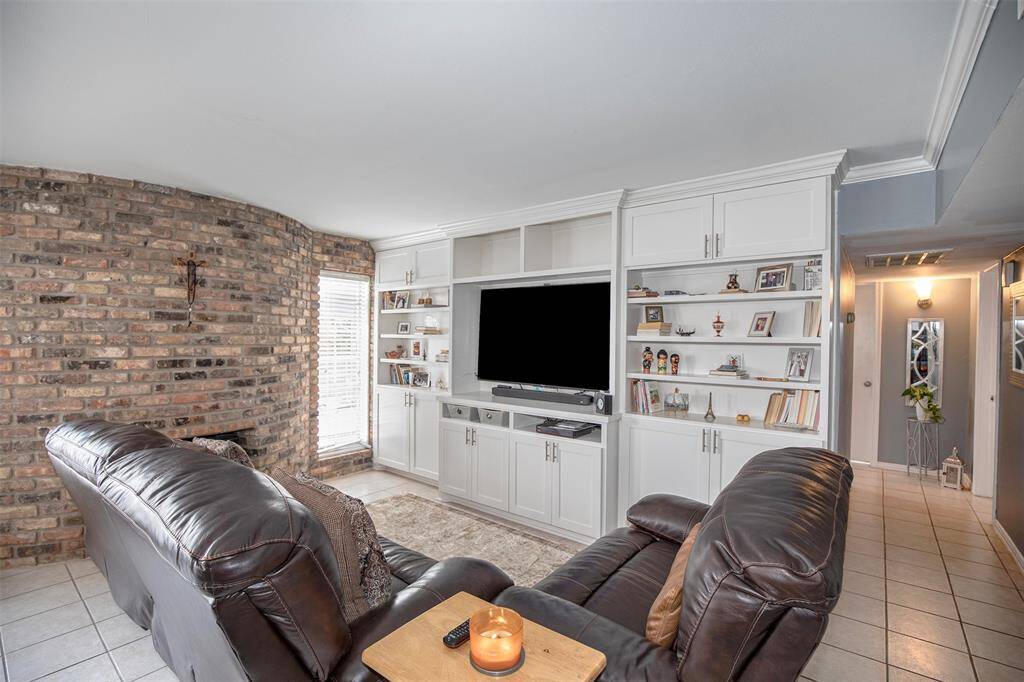The family room opens to the kitchen and the dining room, making it easy to entertain.