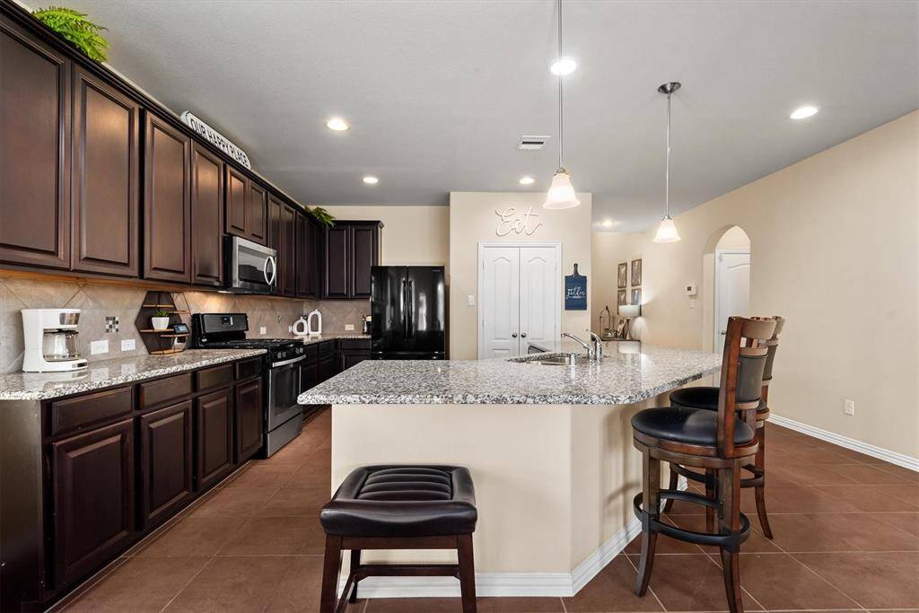 If you love to cook, you'll love this kitchen.