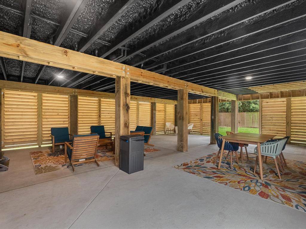 Great entertaining space!