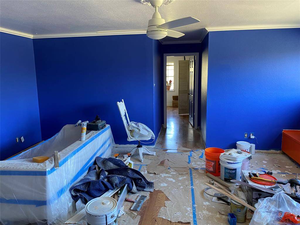 Game room upstairs