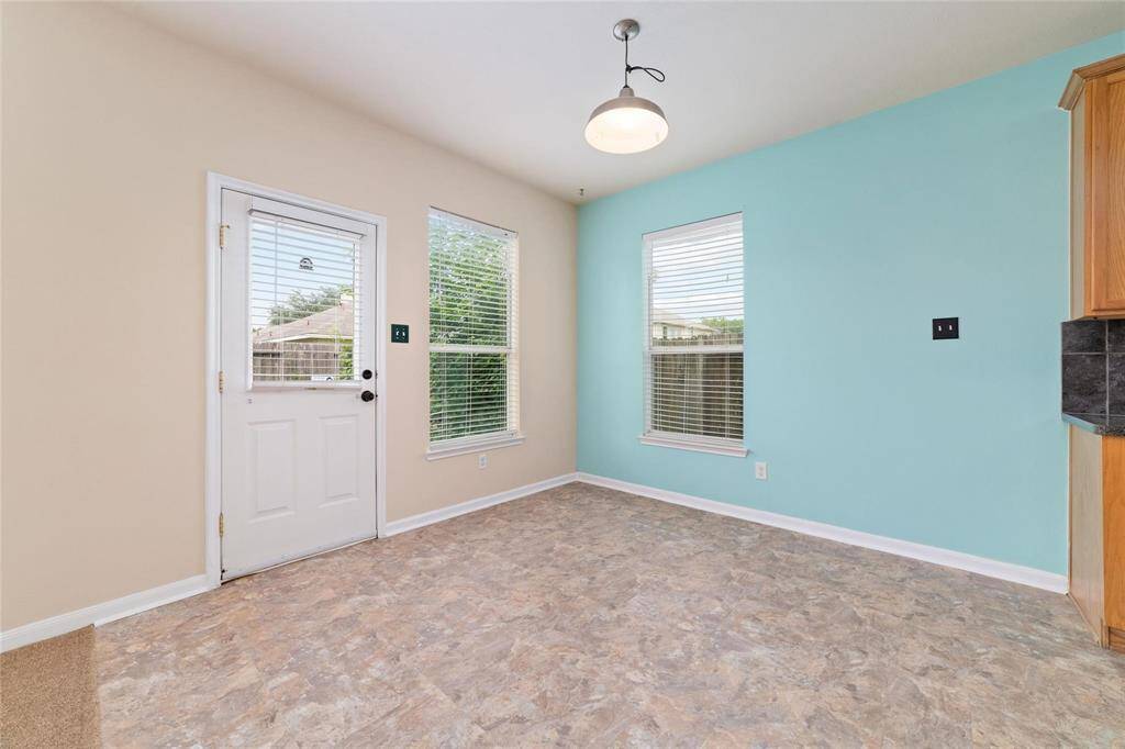 Breakfast Area off Kitchen