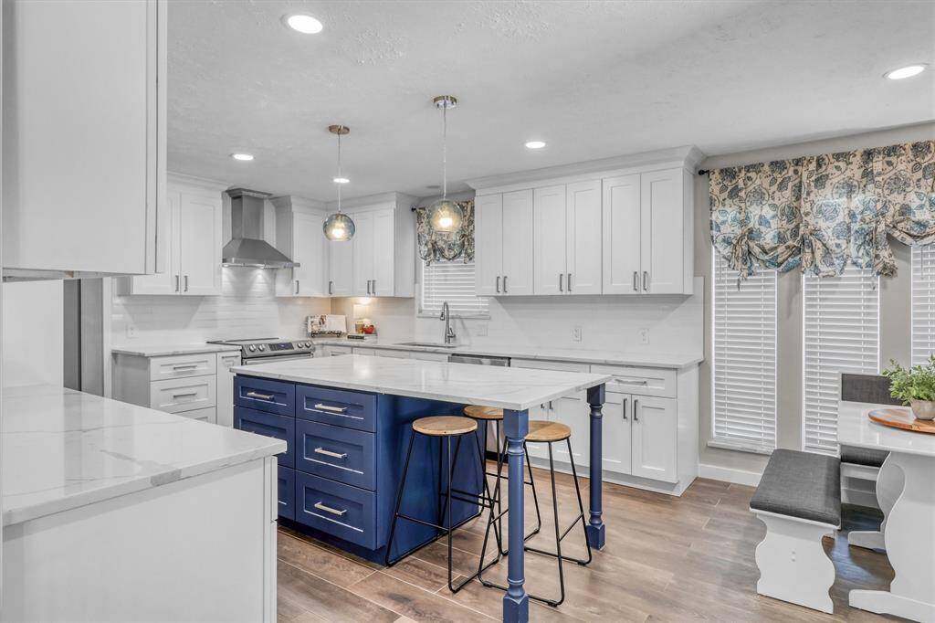 Love all the choices made to make this a Dream Kitchen!