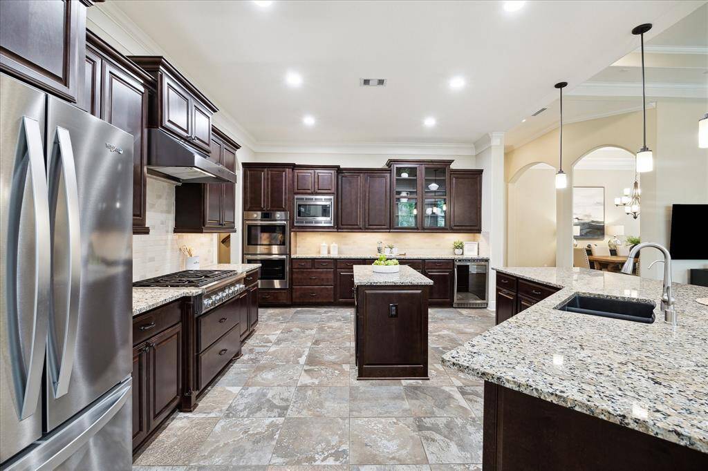 Kitchen view #5.