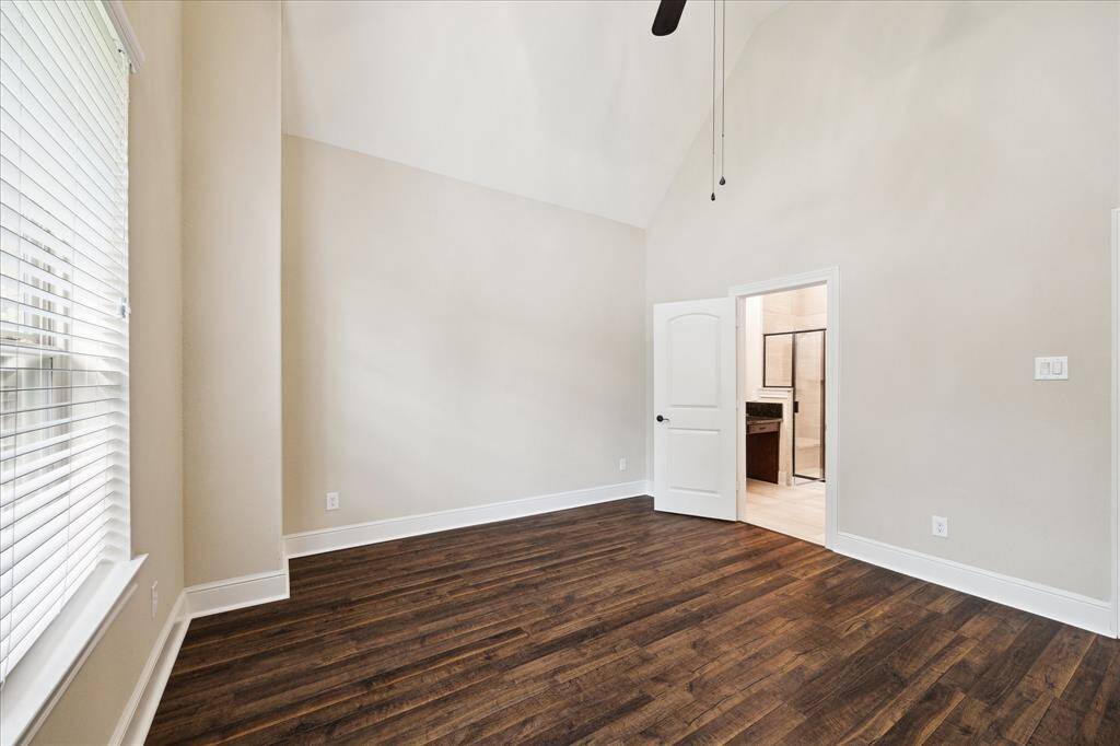 Front bedroom view #2