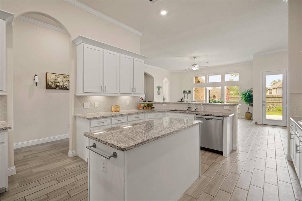 Experience the warmth of inviting modern finishes throughout the home.