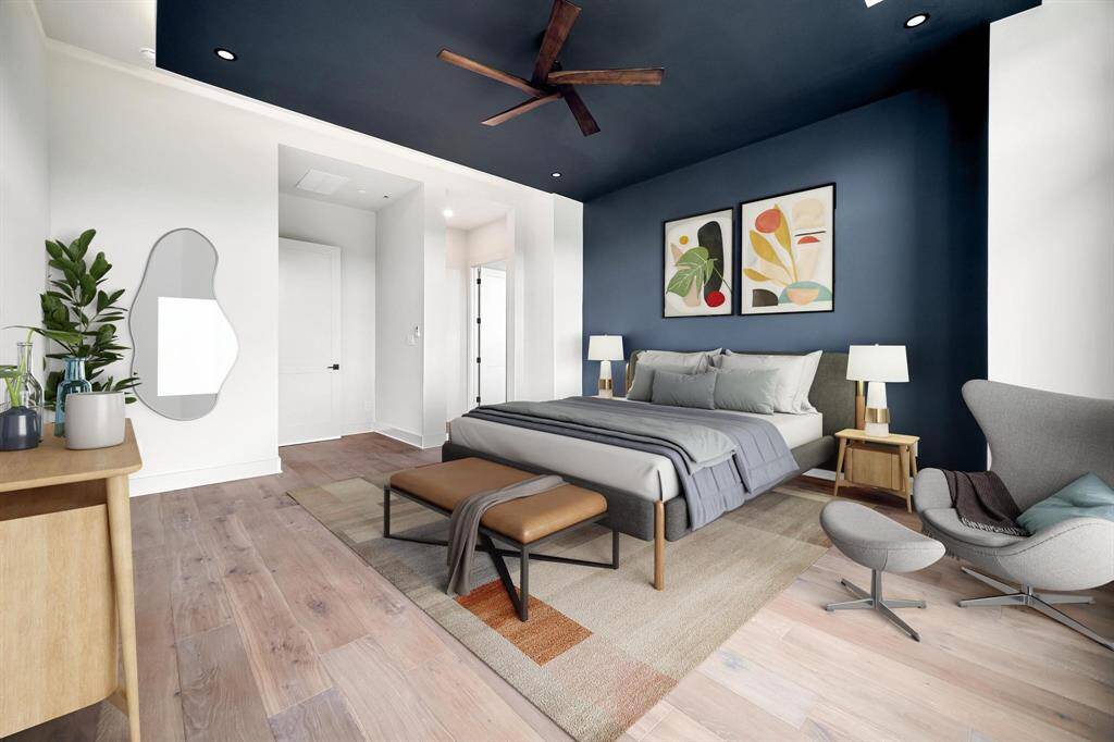 Main Bedroom*virtually staged