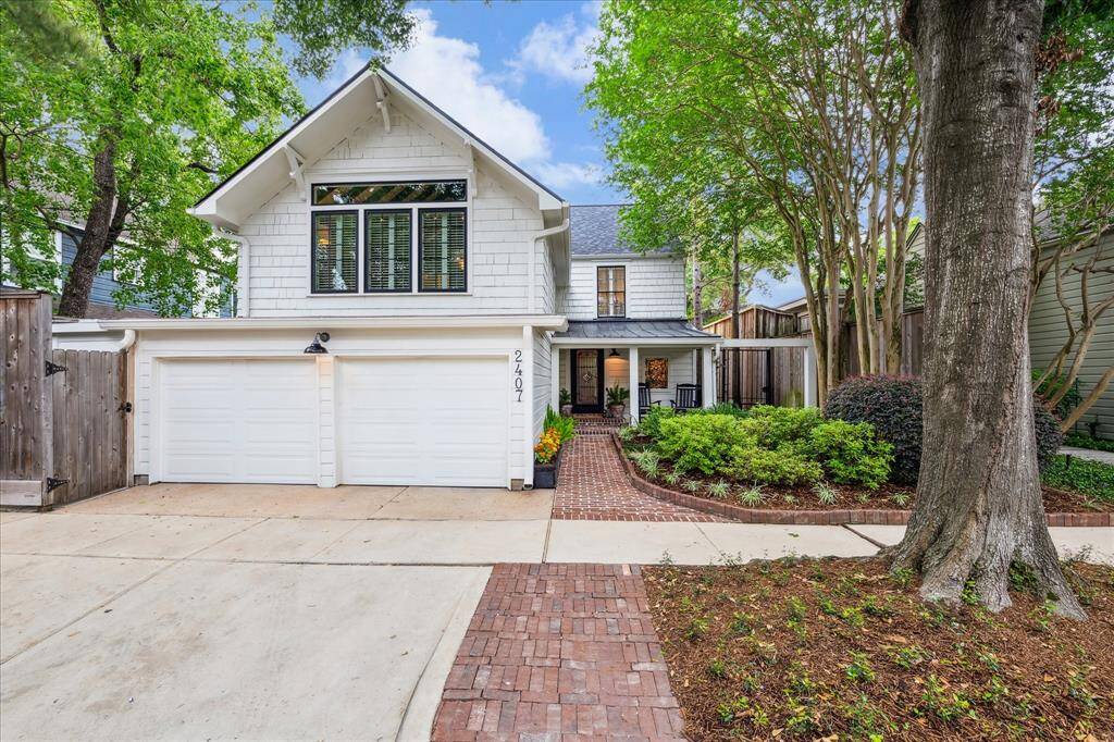 Welcome to 2407 Park St! It is adorable on the outside but even more impressive when you step inside. This home is located within walking distance of Montrose parks, restaurants, coffee shops, shopping and bars. This home has a 2-car garage and a beautiful backyard.