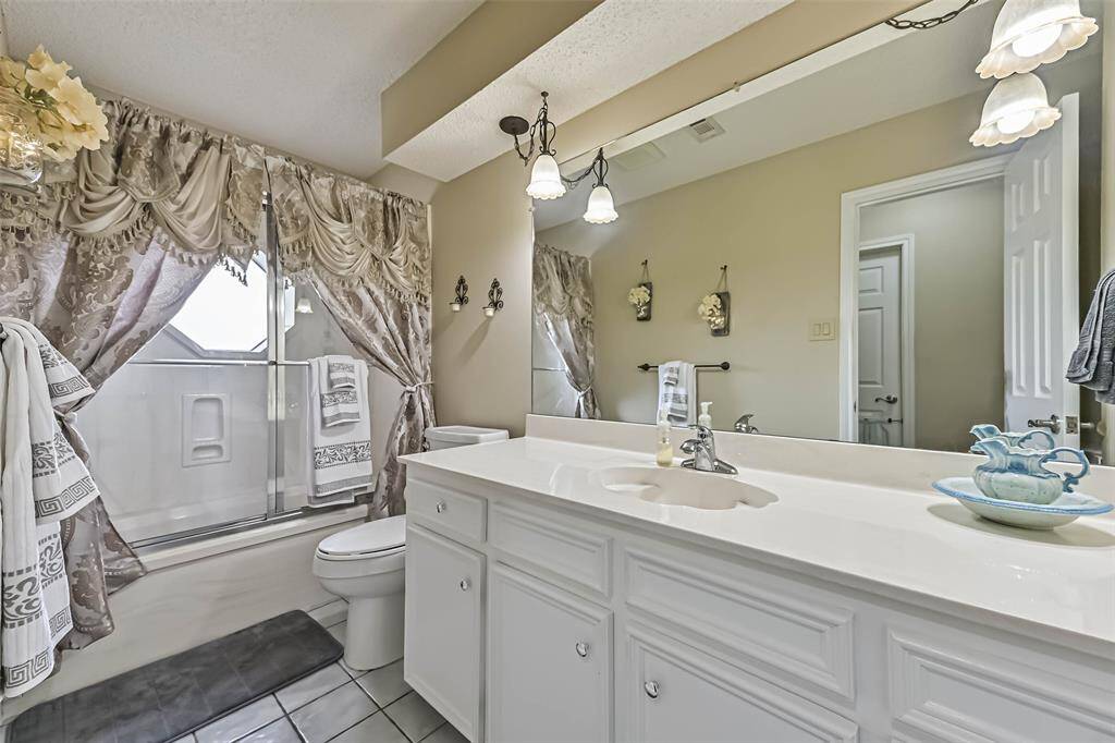 Hall Bathroom