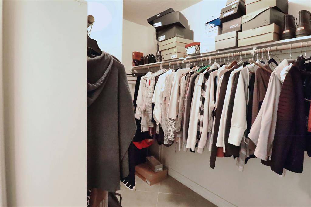 Primary closet 2