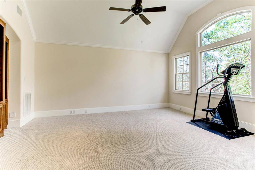 Upstairs 3rd floor bonus room with full bath has lots of possibilities.  Great flex space for 4th bedroom, game room, work out room, media room...the choice is up to you.
