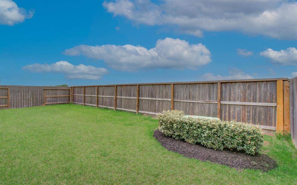 No Backyard Neighbors! That’s a plus!