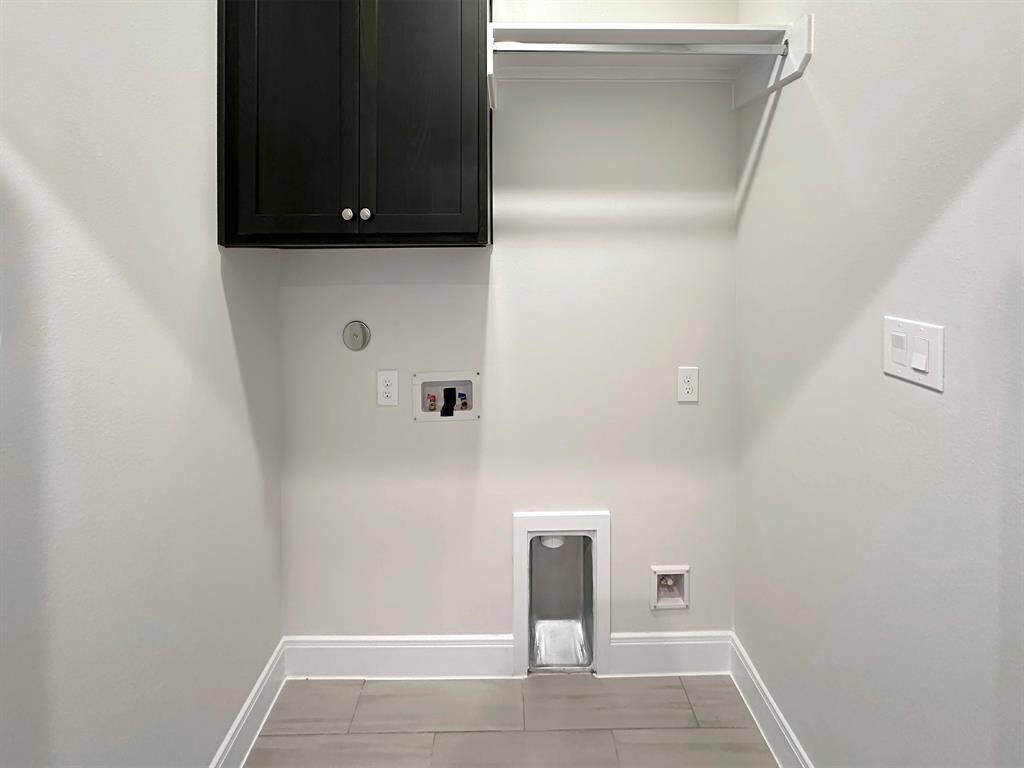 *Not photo of actual home.  Photos are of current Model Home with same floor plan.  Finishes for this home will be Package 8.*