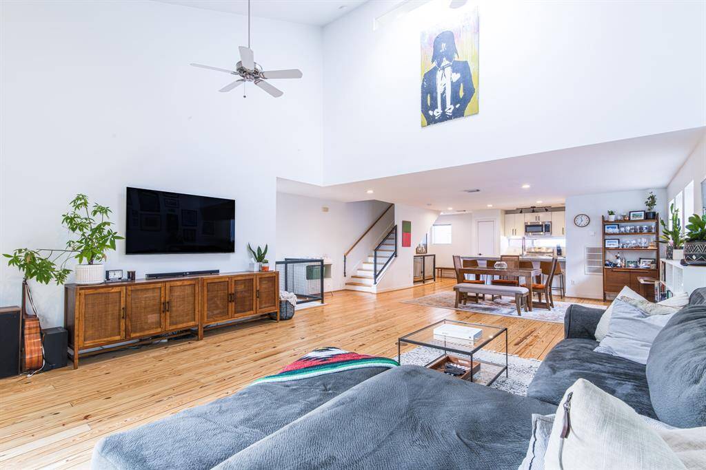 Nice sized patio overlooks, quiet tree-lined street