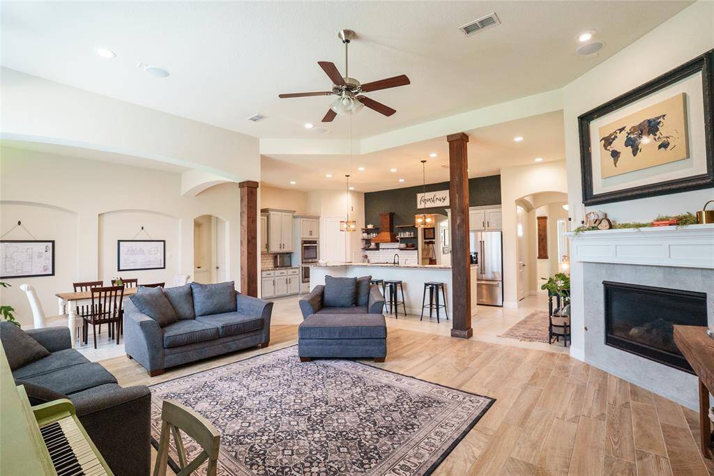 Huge kitchen with island
