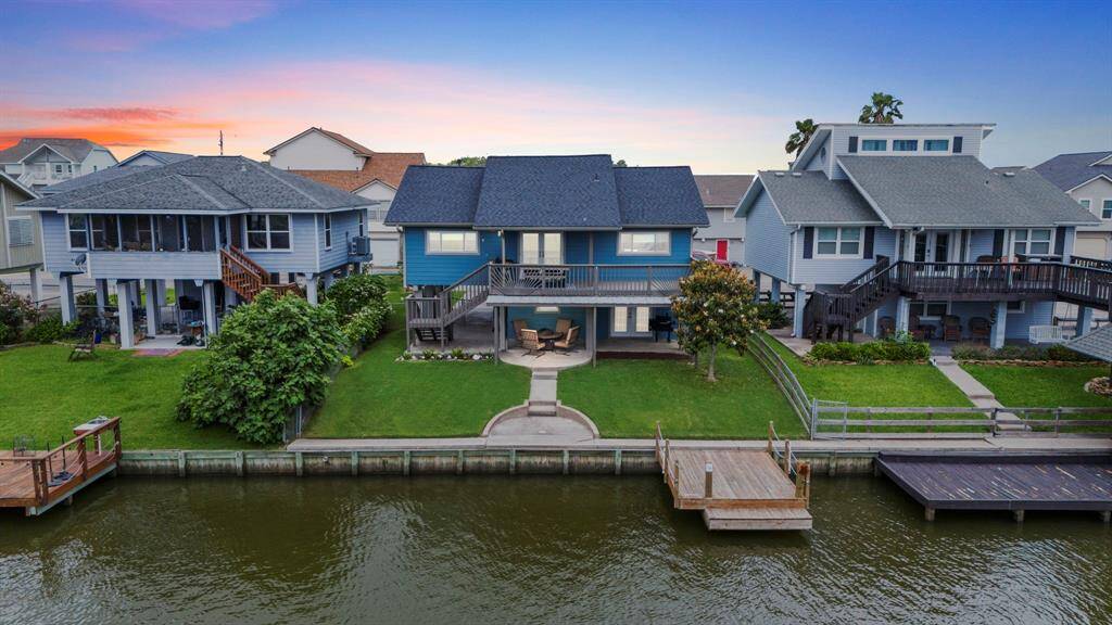 Enjoy peaceful mornings and picture-perfect water views right from your own private dock—a perfect launch point for kayaking, paddleboarding or simply relaxing by the water.