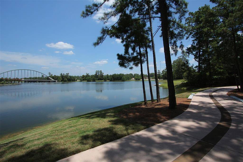 Enjoy the convenience of low-maintenance living with all-brick construction, a front yard sprinkler system that simplifies lawn chores, and a spacious two-car garage.