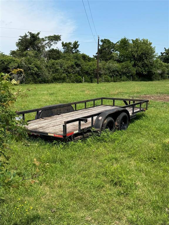 Flatbed included.