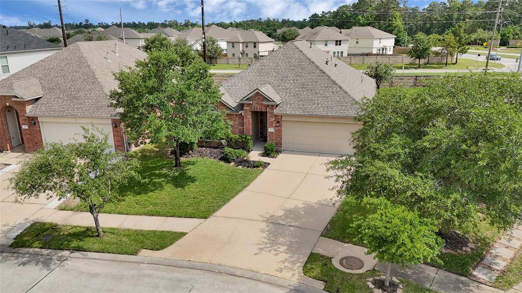 Don't let the opportunity to make this home yours pass you by.