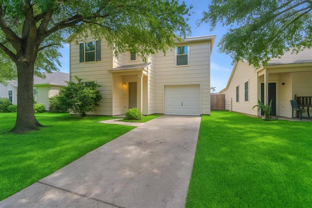 Welcome home to 3531 Red Meadows