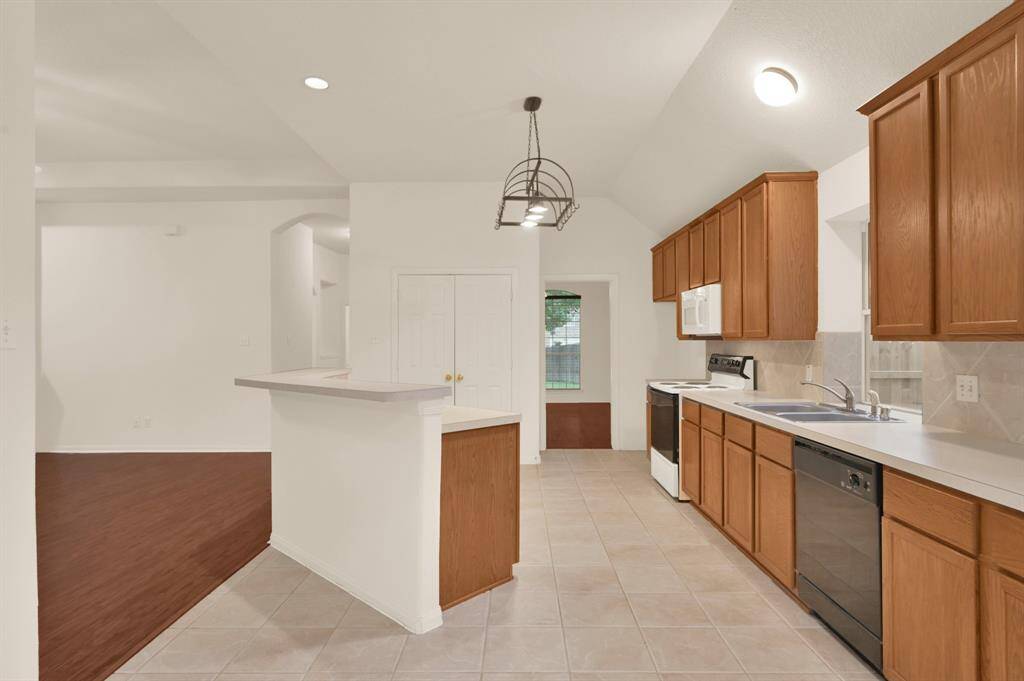 Plenty of counter space.