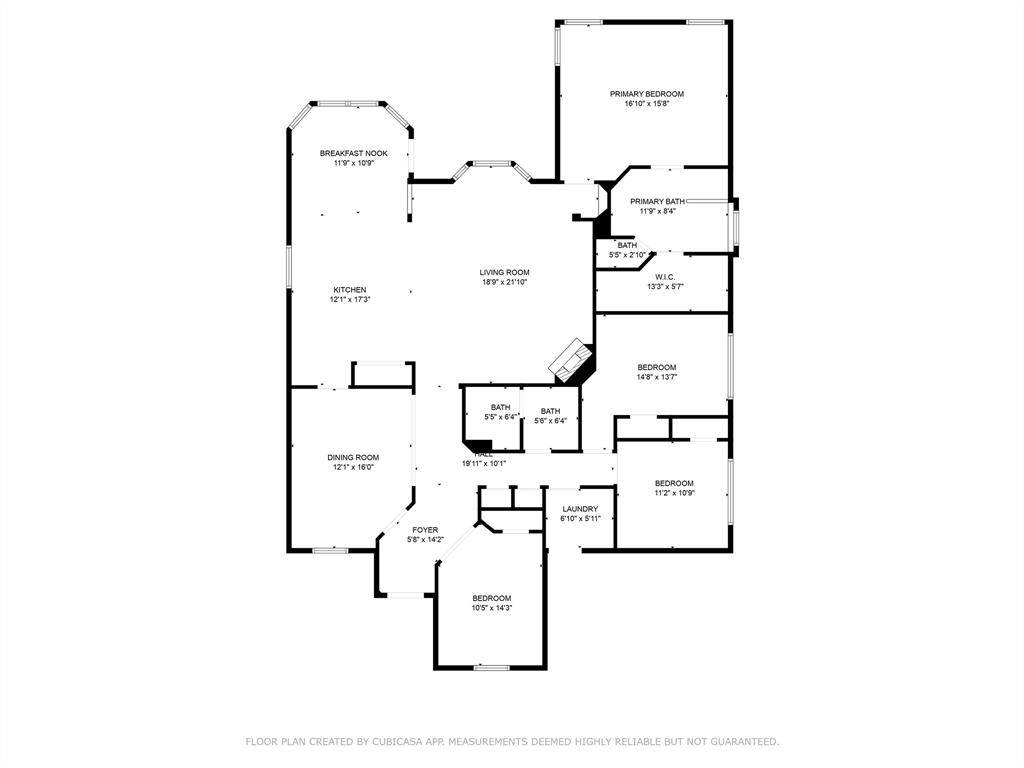 Floor plan, estimated measurements.