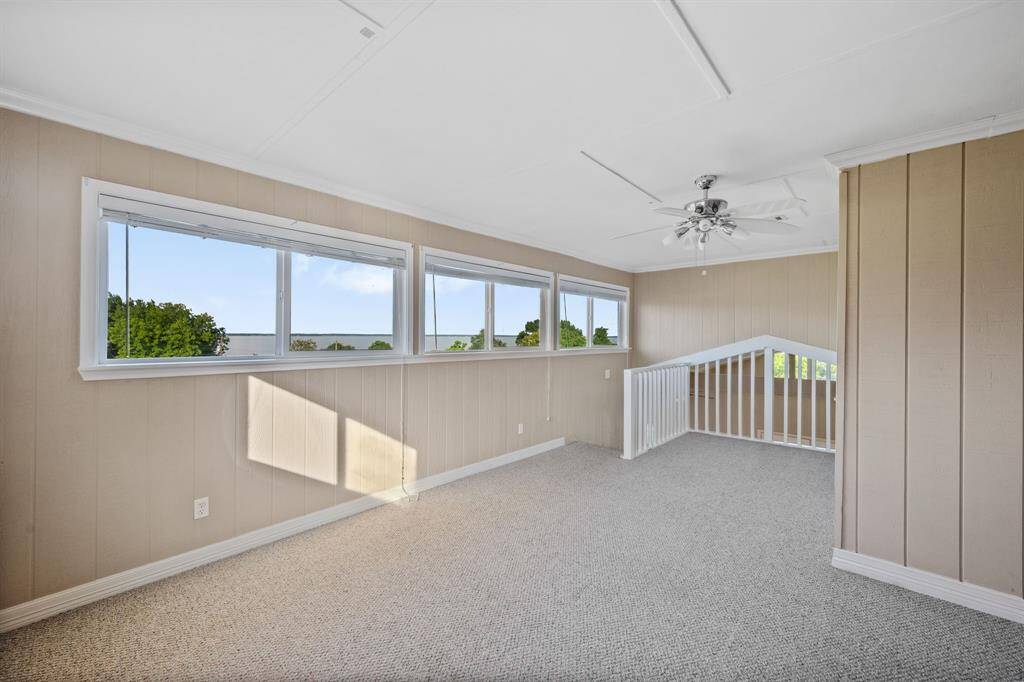 Media room/Game room