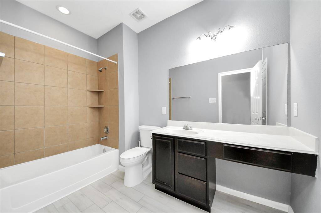 Secondary Bathroom