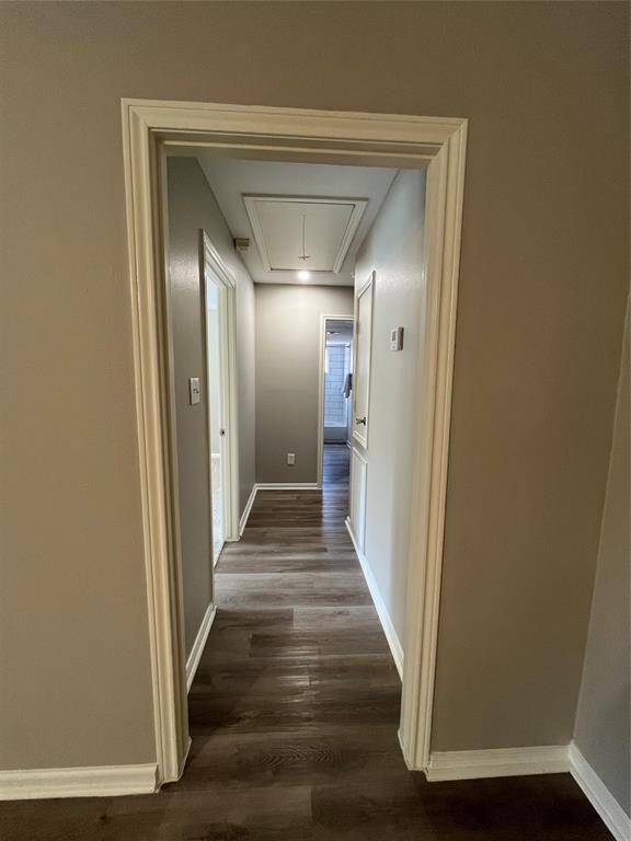 Hallway to bedrooms