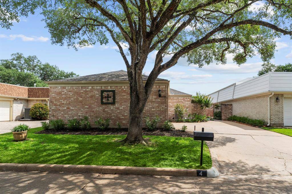 The oversized 2-car attached garage includes a climate-controlled area—perfect for storing your golf clubs and gear.